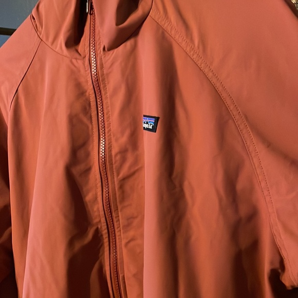 Patagonia bomber style jacket - Picture 2 of 3